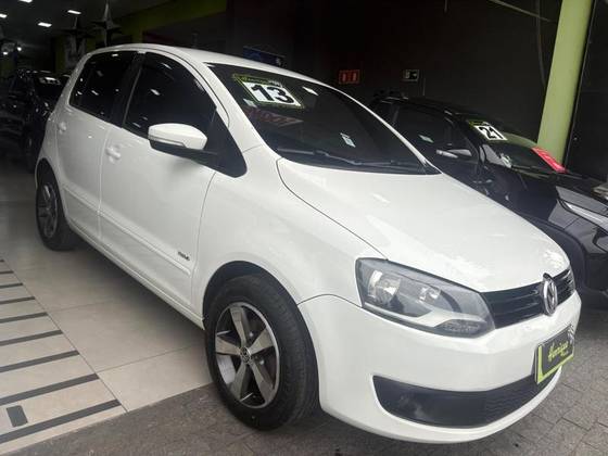 VOLKSWAGEN FOX 1.0 MI 8V FLEX 4P MANUAL VOLKSWAGEN FOX 1.0 MI 8V FLEX 4P MANUAL